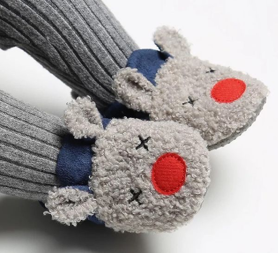 Grey Mouse Cozy Fleece Shoes (6-9 months) Size 2